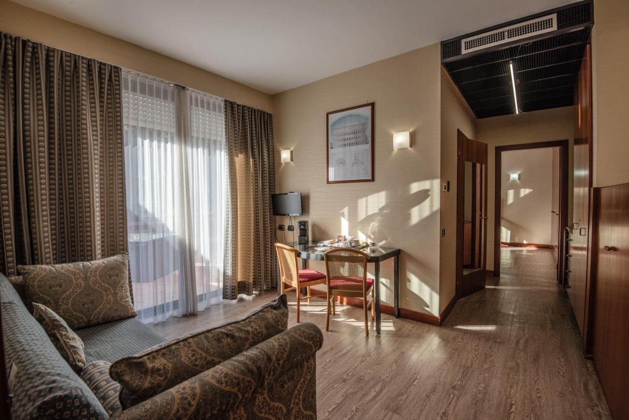 Hotel Petra روما المظهر الخارجي الصورة