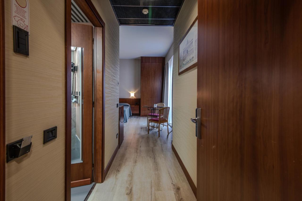 Hotel Petra روما المظهر الخارجي الصورة