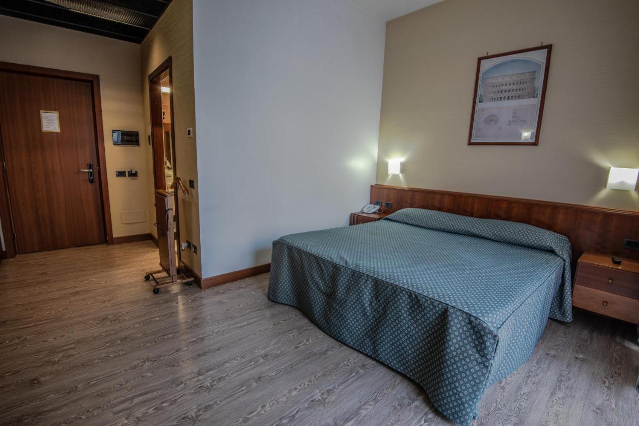 Hotel Petra روما المظهر الخارجي الصورة