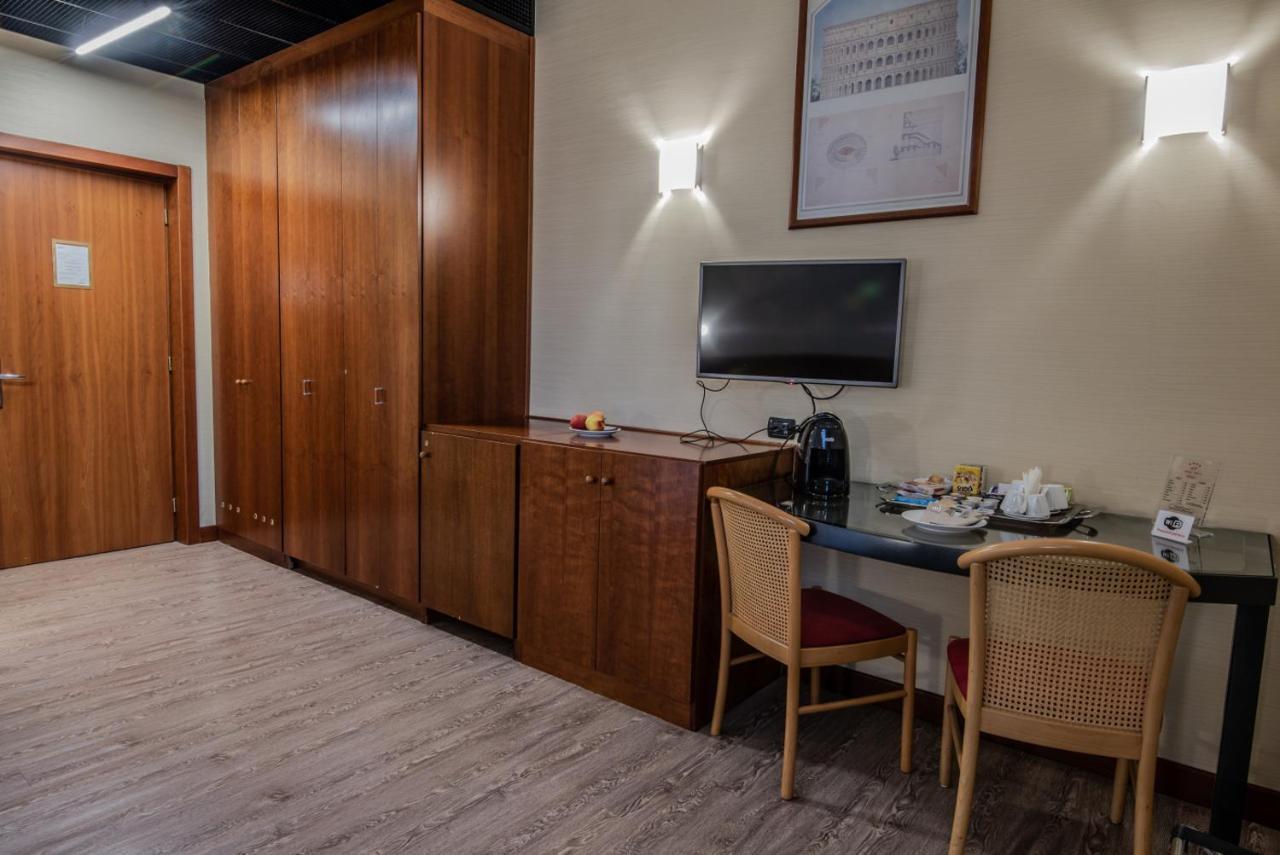 Hotel Petra روما المظهر الخارجي الصورة